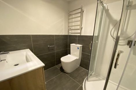 Photo of property in 3c Westall Road, New Lynn, Auckland, 0600