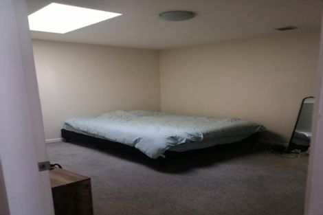 Photo of property in 4/25 Home Street, Mount Victoria, Wellington, 6011