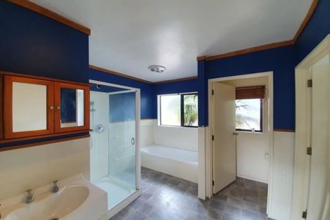 Photo of property in 10 O'sullivan Place, Waiuku, 2123