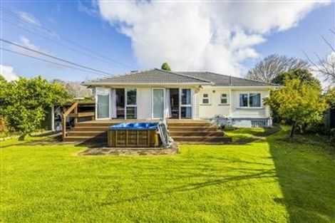 Photo of property in 2 Orakau Road, Mangere East, Auckland, 2024