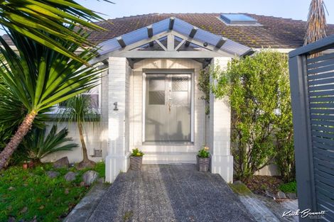 Photo of property in 1 Sandford Street, Trentham, Upper Hutt, 5018