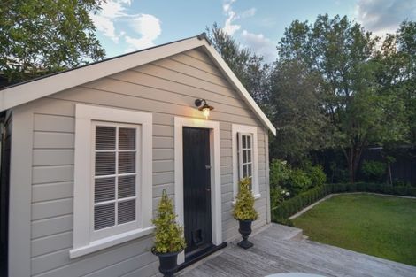 Photo of property in 10 Dixon Street, Carterton, 5713