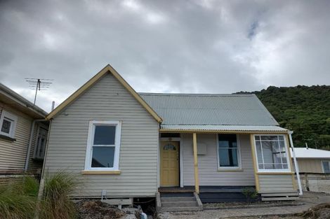 Photo of property in 9 Alexander Terrace, Greymouth, 7805