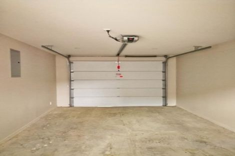 Photo of property in 16 Sunshine Boulevard, Sunnyvale, Auckland, 0612