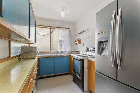 Photo of property in Grosvenor Flats, 19 Cottleville Terrace, Thorndon, Wellington, 6011