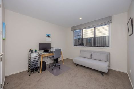 Photo of property in 71 Farrant Drive, Wanaka, 9305