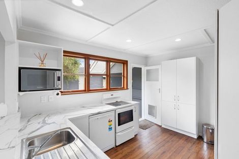 Photo of property in 78 Kirk Street, Otaki, 5512