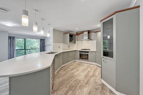 Photo of property in 5 Bank Road, Northland, Wellington, 6012