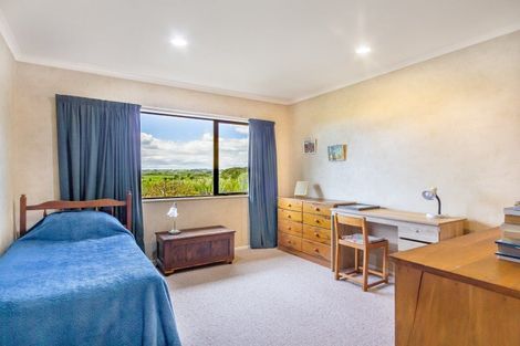 Photo of property in 347 Henwood Road, Hillsborough, New Plymouth, 4372