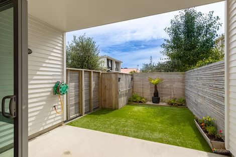 Photo of property in 1/24 Tamar Street, Island Bay, Wellington, 6023