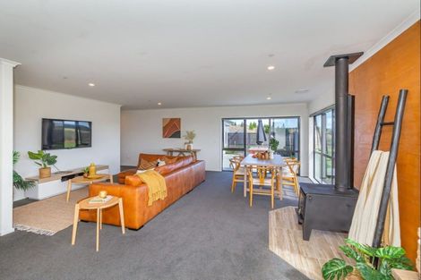 Photo of property in 17 Truebridge Drive, Waitarere, Levin, 5510
