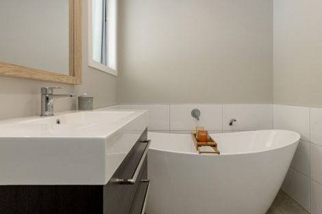 Photo of property in 72 Ridgetop Way, Oruanui, Taupo, 3384