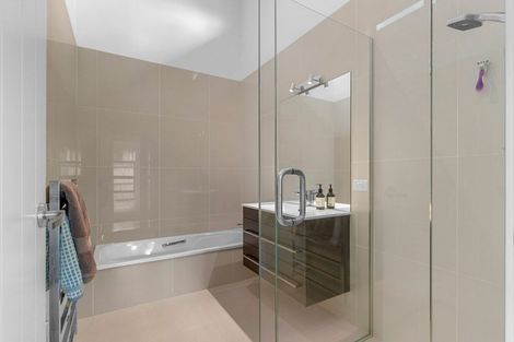 Photo of property in 22 Marram Place, Mangawhai Heads, Mangawhai, 0505