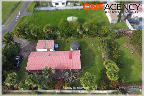 Photo of property in 17 Aru Street, Tangimoana, 4822