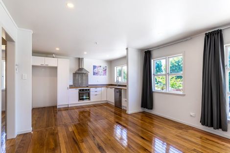 Photo of property in 15a Mildmay Road, Henderson, Auckland, 0610