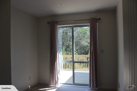 Photo of property in 92 Tiriwa Drive, Massey, Auckland, 0614