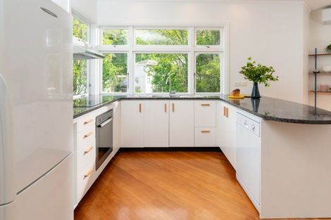 Photo of property in 16 Saint John Street, Aro Valley, Wellington, 6011