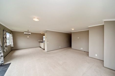 Photo of property in 3 Titoki Place, Inglewood, 4330
