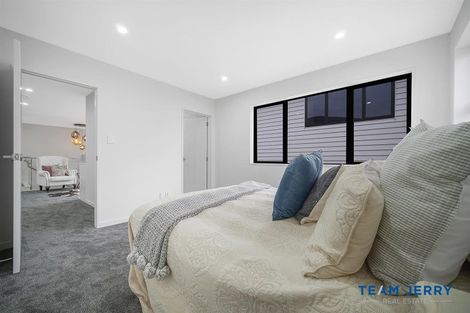 Photo of property in 8 Kakau Lane, Flat Bush, Auckland, 2019