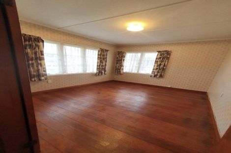 Photo of property in 96 Portal Street, Durie Hill, Whanganui, 4500