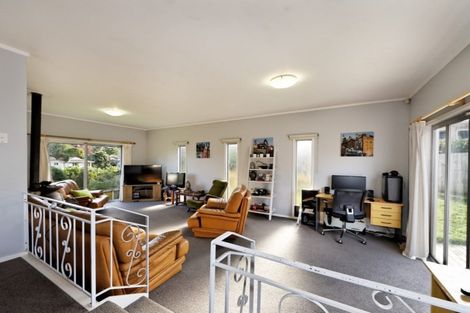 Photo of property in 93 Oreil Avenue, West Harbour, Auckland, 0618