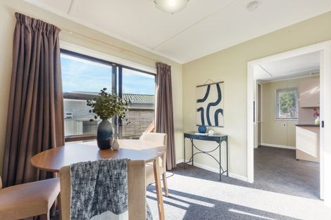 Photo of property in 2/50 Parkers Road, Tahunanui, Nelson, 7011