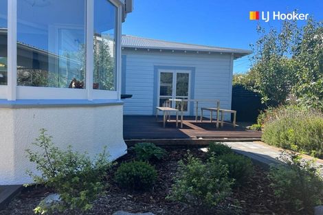 Photo of property in 64 Royal Crescent, Saint Kilda, Dunedin, 9012