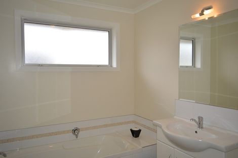 Photo of property in 4 Mcmullan Place, Oamaru North, Oamaru, 9400