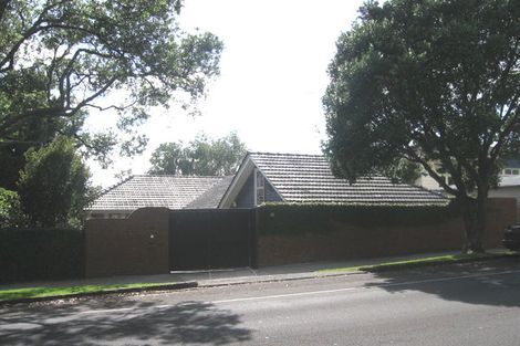 Photo of property in 29 Wheturangi Road, Greenlane, Auckland, 1051