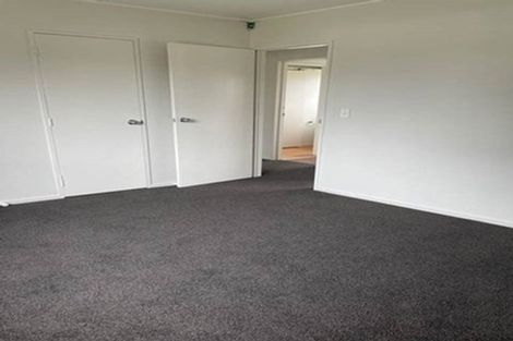 Photo of property in 1/100 Shifnal Drive, Randwick Park, Auckland, 2105