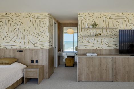 Photo of property in 7 Surf Road, Mount Maunganui, 3116