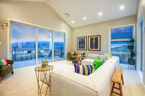 Photo of property in 28 Te Hoiere Street, Aotea, Porirua, 5024