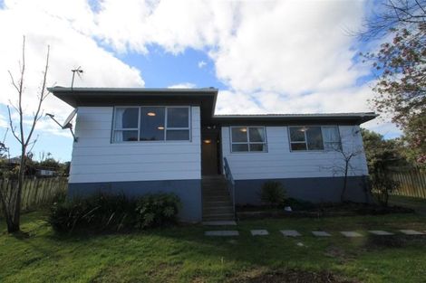 Photo of property in 12 St Margaret Place, West Harbour, Auckland, 0618