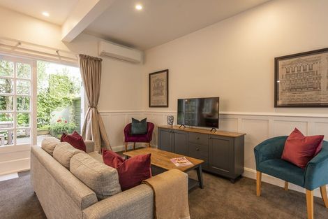 Photo of property in 6 Brougham Street, Mount Victoria, Wellington, 6011