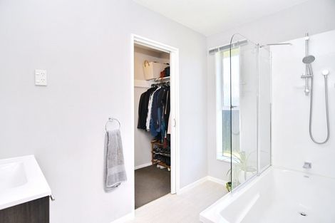 Photo of property in 4 Gala Lane, Woolston, Christchurch, 8062