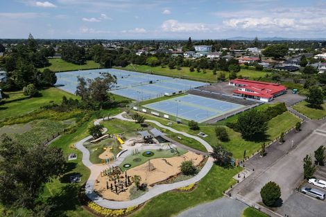 Photo of property in 30 Walsh Street, Forest Lake, Hamilton, 3200