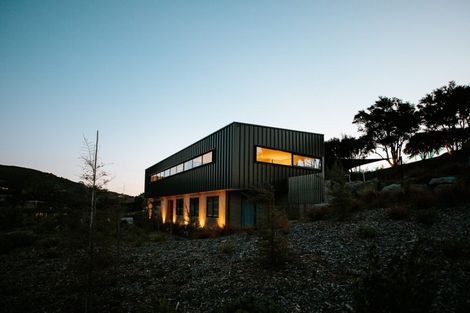 Photo of property in 8 Nokomai Street, Wanaka, 9305