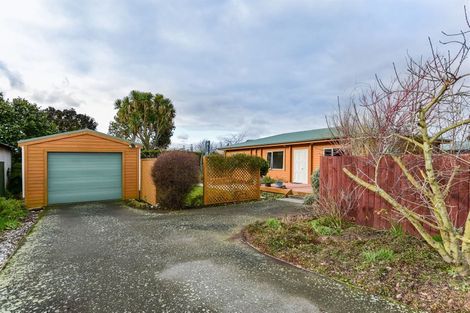 Photo of property in 6a Bygrave Place, Bishopdale, Christchurch, 8053