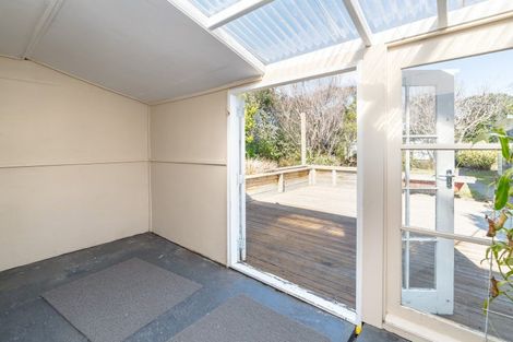 Photo of property in 44 Woodward Street East, Featherston, 5710