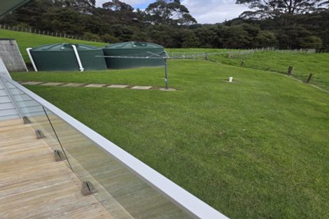 Photo of property in 392 Kanohi Road, Kaukapakapa, 0873