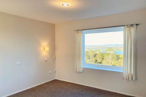 Photo of property in 77 Attwood Road, Paremoremo, Auckland, 0632