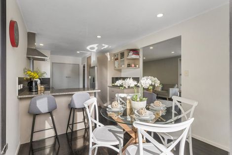 Photo of property in 1/51 Larne Avenue, Pakuranga Heights, Auckland, 2010