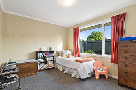 Photo of property in 7 Coolspring Way, Redwood, Christchurch, 8051