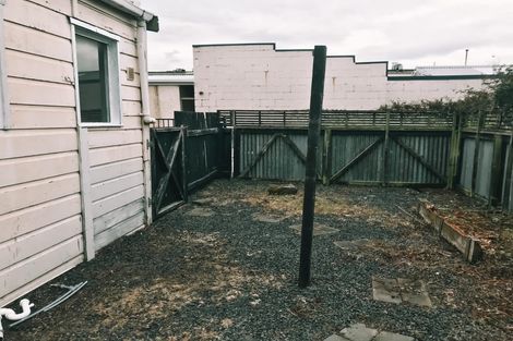 Photo of property in 15 Cutten Street, South Dunedin, Dunedin, 9012