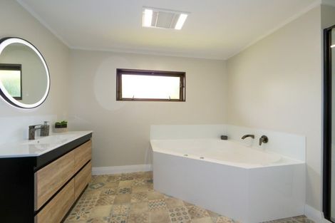 Photo of property in 5 Thurley Place, Bay View, Napier, 4104