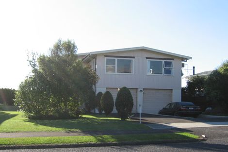 Photo of property in 28 Sea Spray Drive, Bucklands Beach, Auckland, 2012