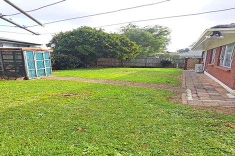 Photo of property in 2/11 Ashdown Place, Pahurehure, Papakura, 2113