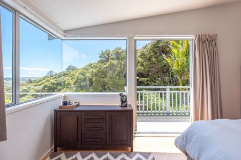 Photo of property in 142 Waiheke Road, Waiheke Island, 1971