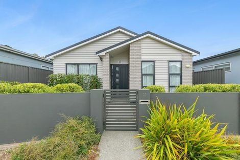 Photo of property in 48 Karearea Avenue, Kenepuru, Porirua, 5022