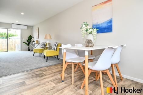 Photo of property in 6/70 Clevedon Road, Papakura, 2110